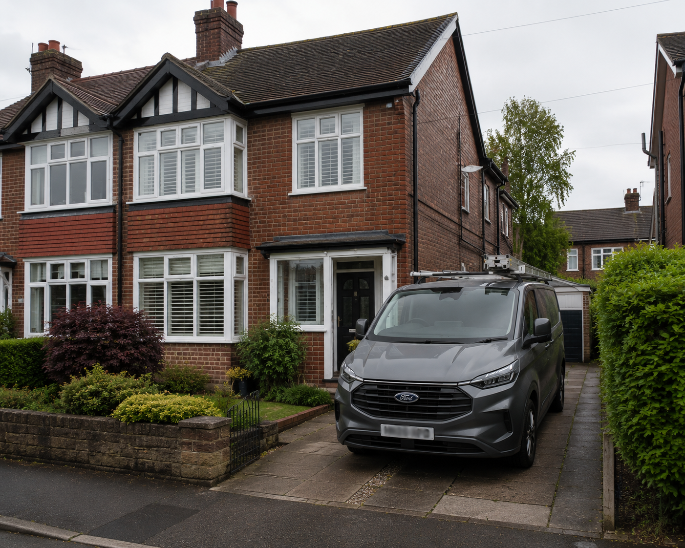contractor-accommodation-van-parking
